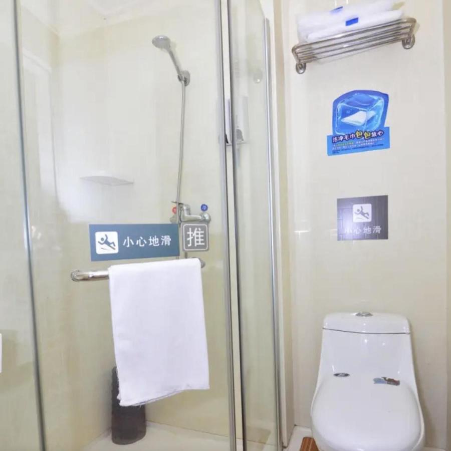 7Days Inn Qingdao Liuting Airport Buitenkant foto